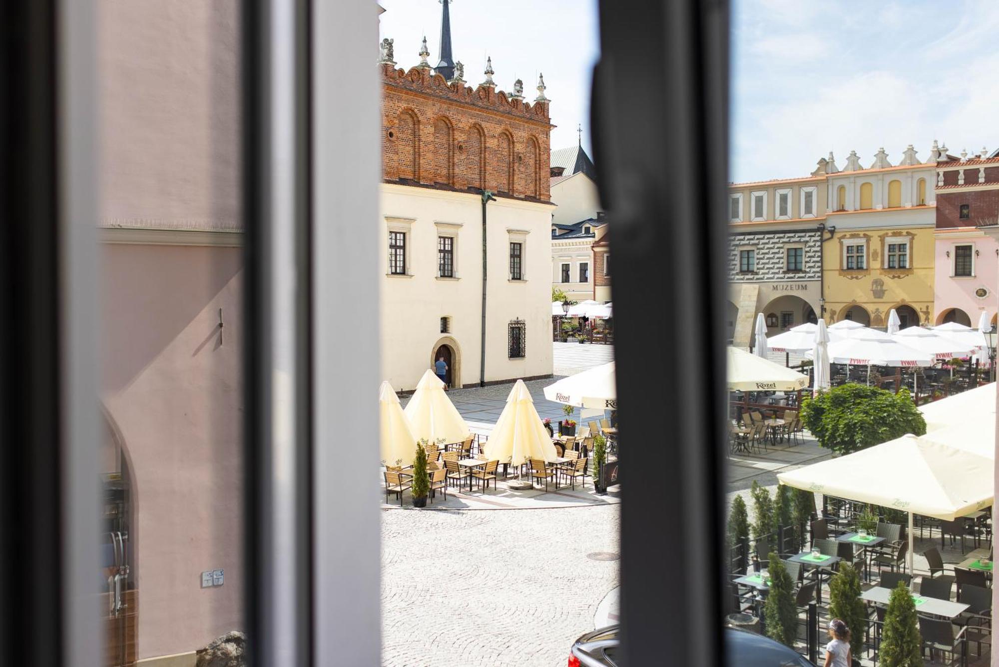 Apartamenty Rynek 12 Тарнув Экстерьер фото