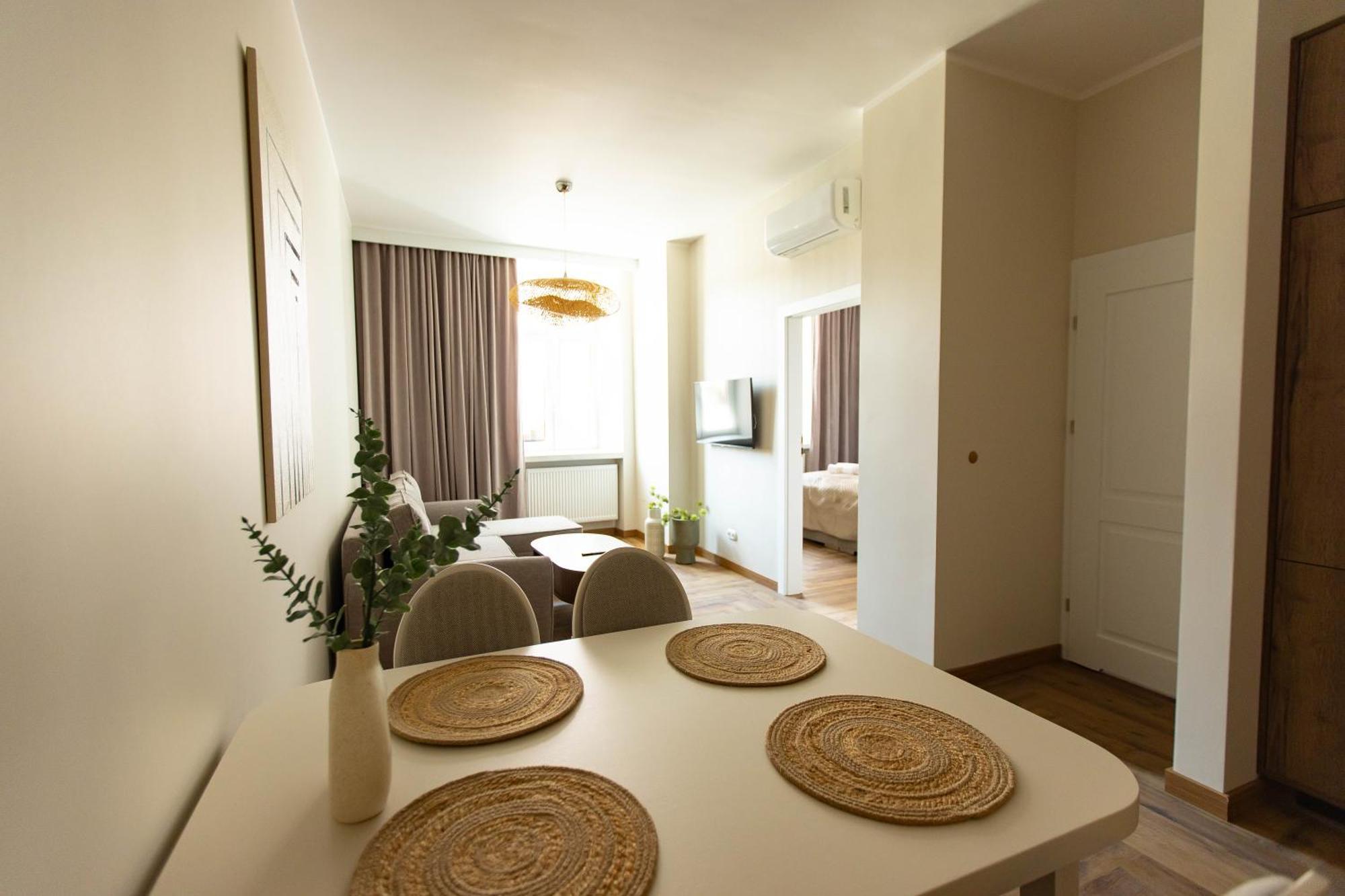Apartamenty Rynek 12 Тарнув Экстерьер фото